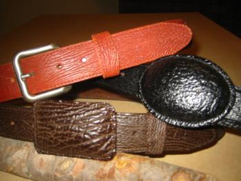 Cinturones en piel legtima de tiburn con Hebilla forrada. (Accesorios de Moda), en Guadalajara, 			JALISCO